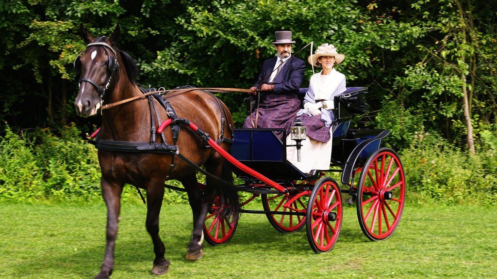 Hintó-coach-Hungarian-invention-1024x576